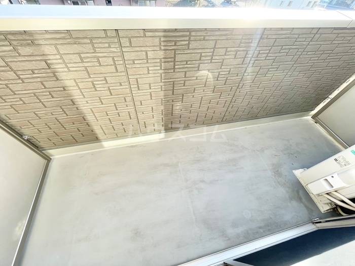 21/30 バルコニー