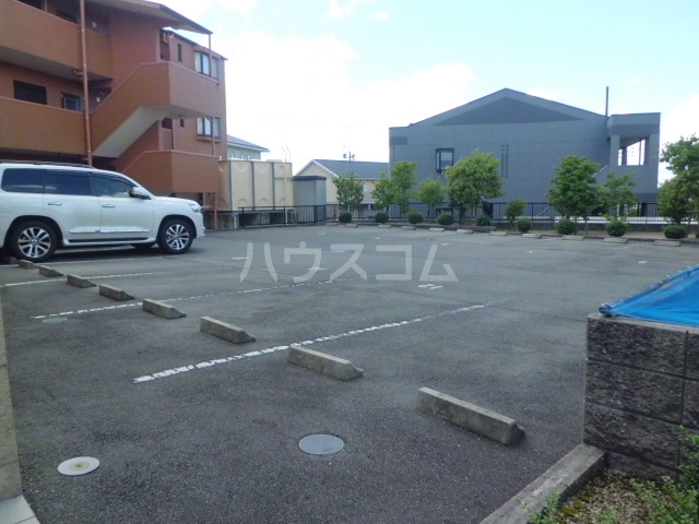 21/30 駐車場