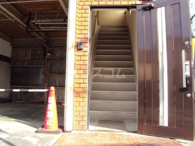 2/9 エントランス