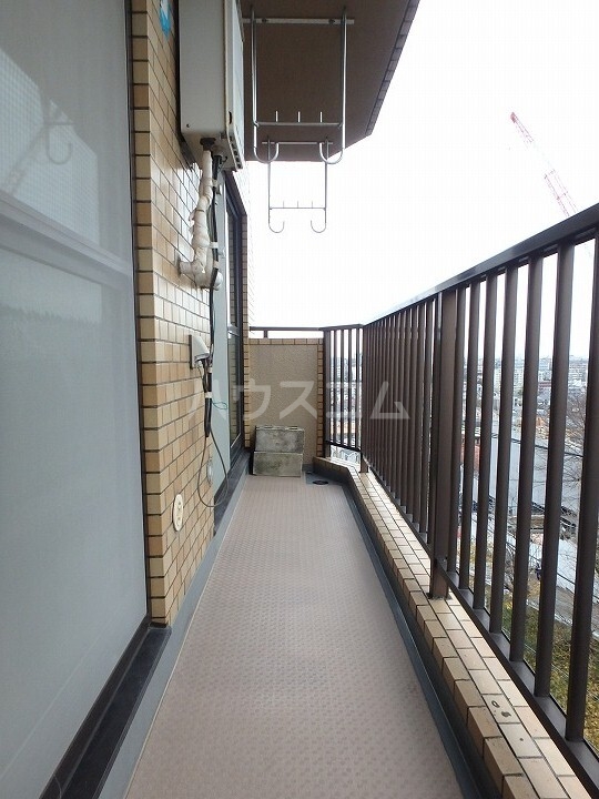 13/23 バルコニー