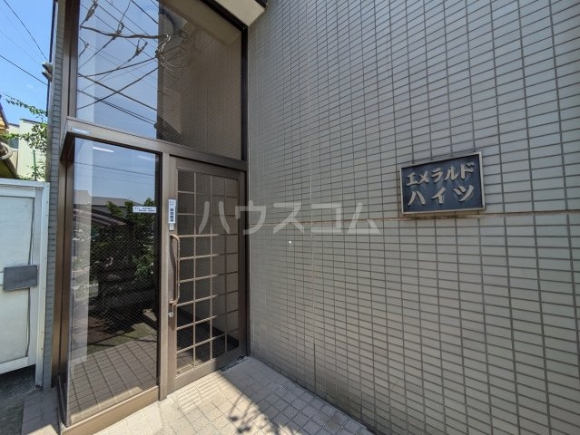 13/19 エントランス