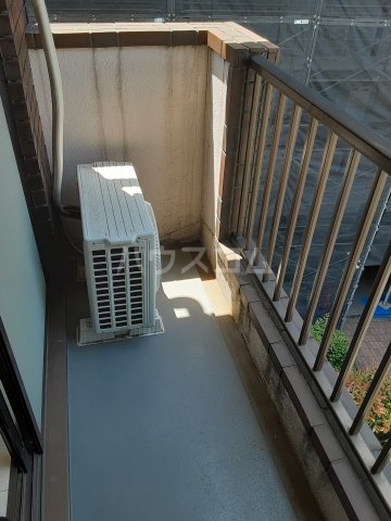 23/30 バルコニー