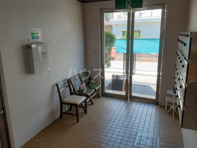 29/30 エントランス