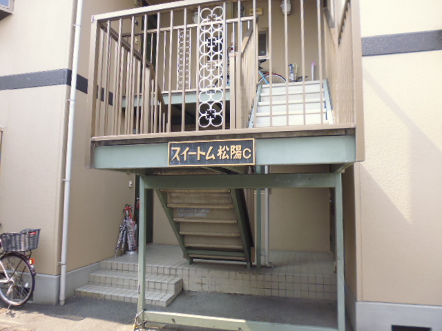 21/29 エントランス