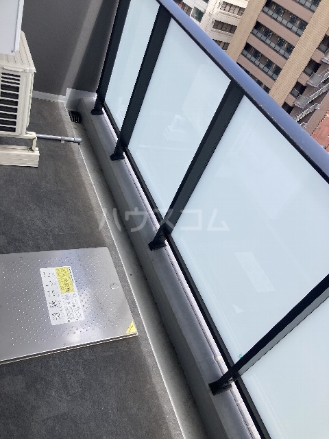 13/30 バルコニー