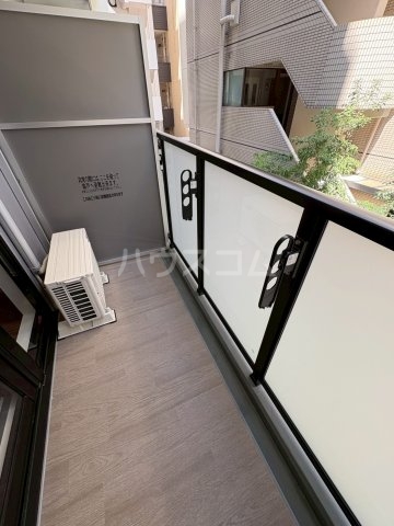 15/30 バルコニー