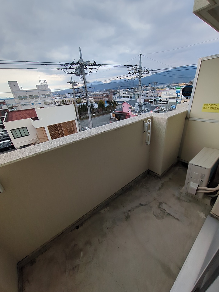 16/28 バルコニー