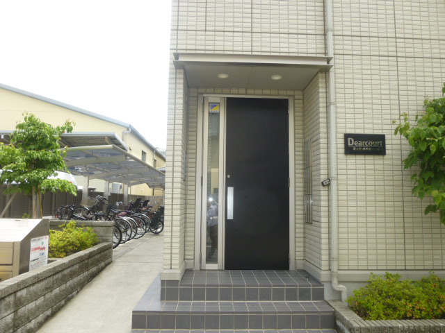 19/23 エントランス