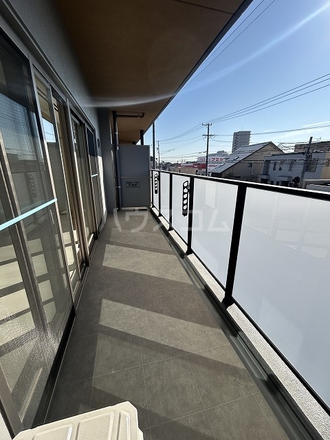 23/30 バルコニー