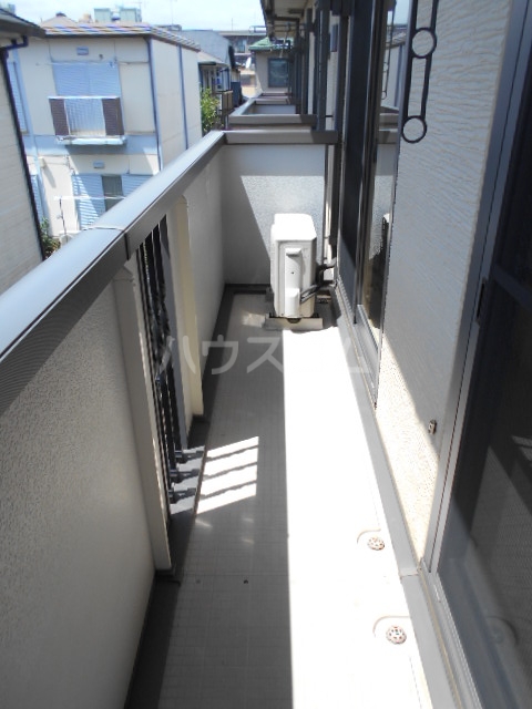 17/26 バルコニー