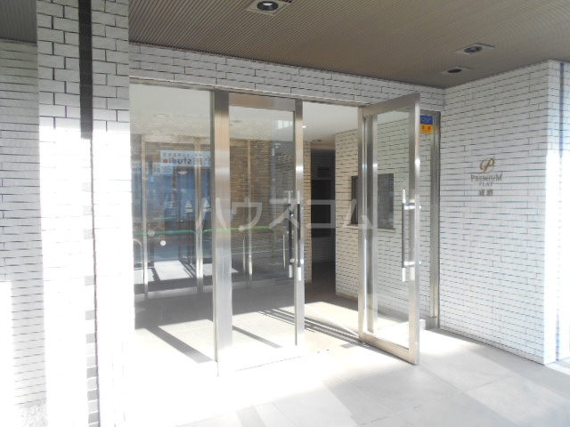 29/30 エントランス