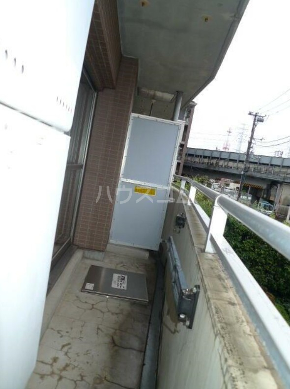 13/26 バルコニー