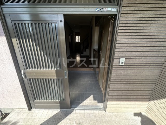 15/30 玄関