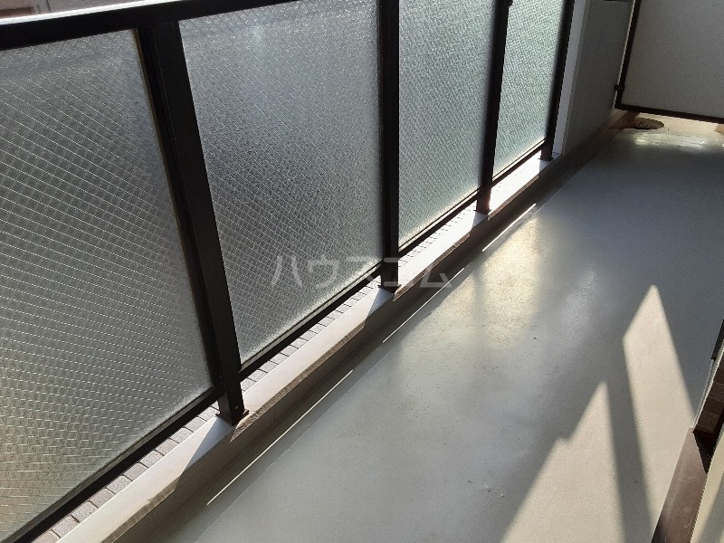 20/30 バルコニー