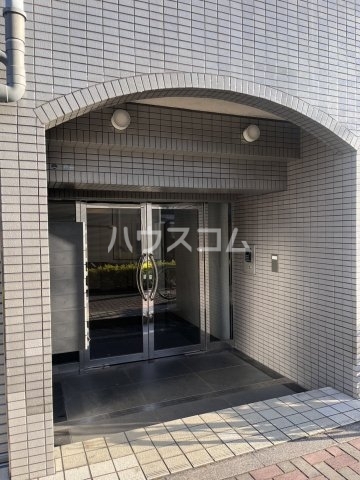 14/21 エントランス