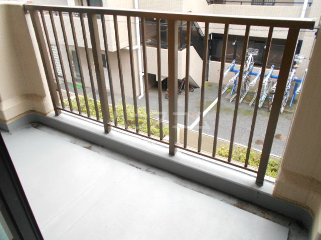 16/22 バルコニー