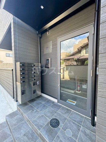 14/22 エントランス