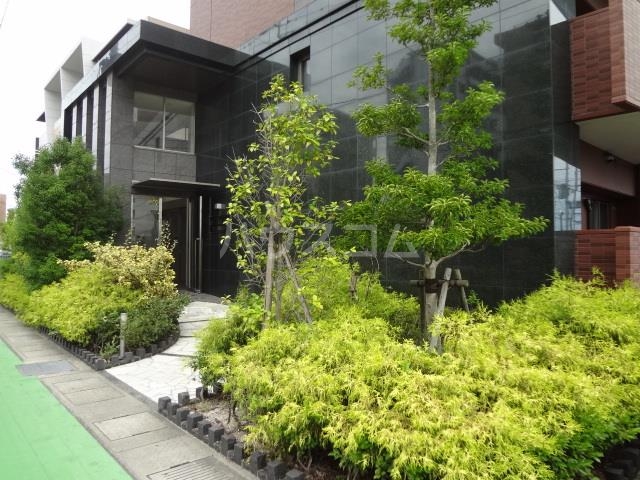 17/21 エントランス