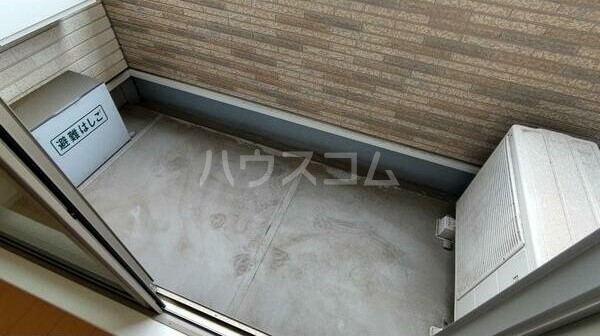 13/27 バルコニー