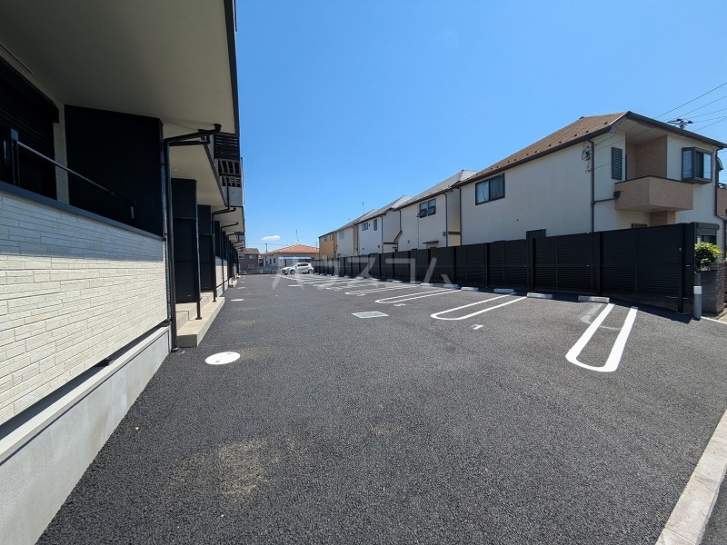 4/5 駐車場