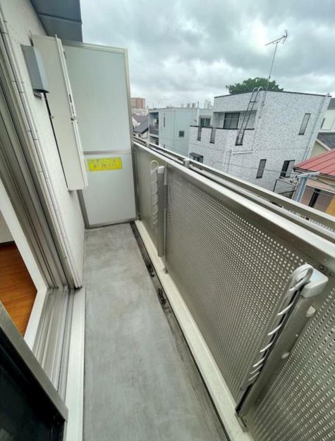 14/28 バルコニー