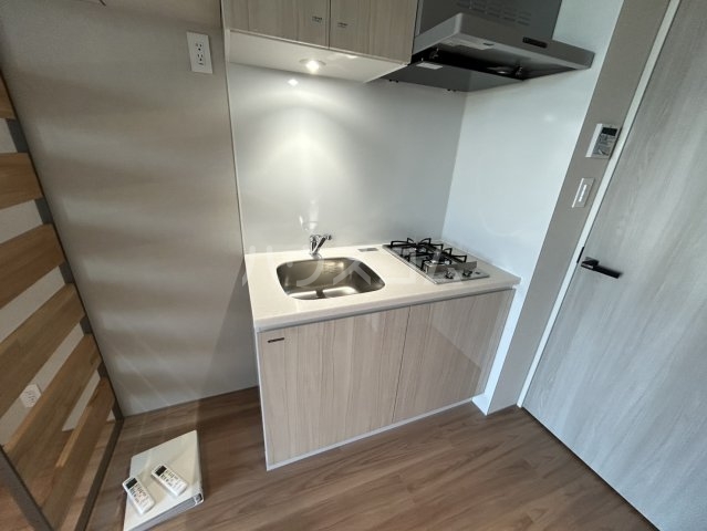 13/22 エントランス