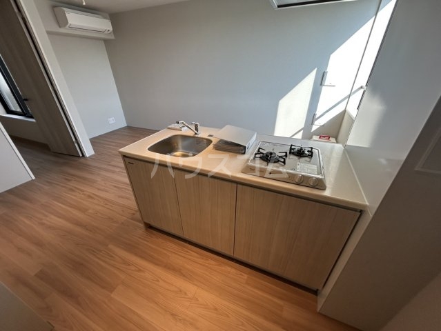 13/22 エントランス