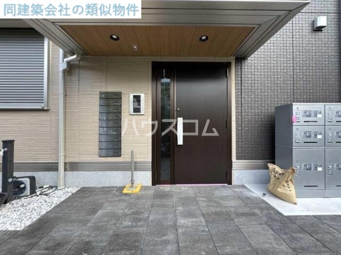 17/26 エントランス