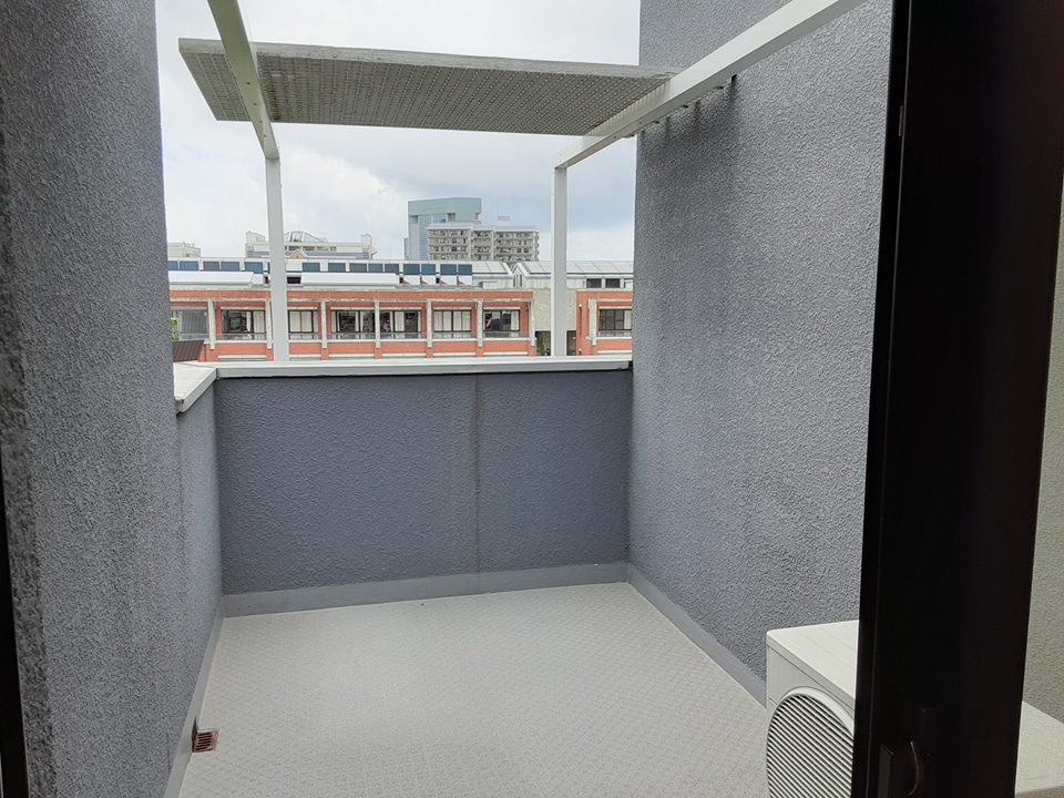 17/29 バルコニー