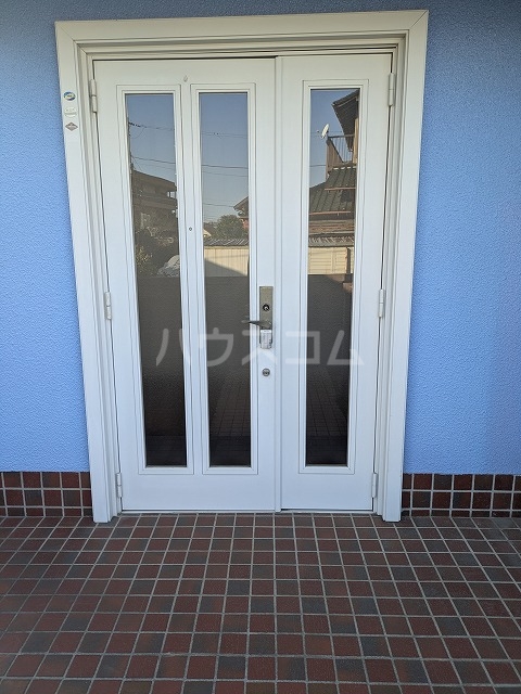 2/11 エントランス