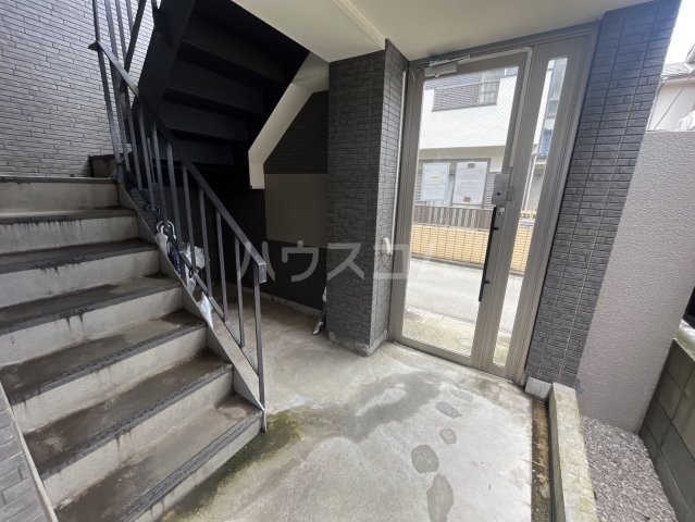 29/30 エントランス