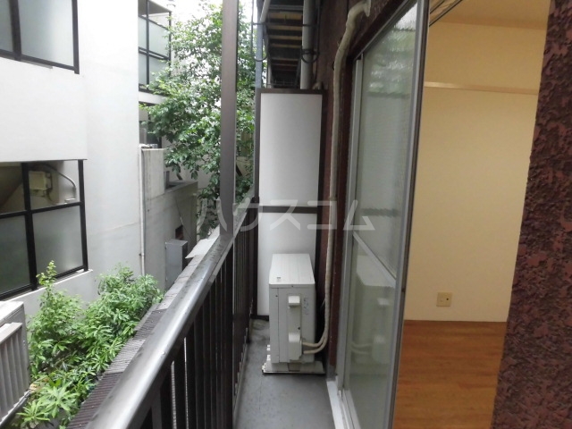 17/27 バルコニー