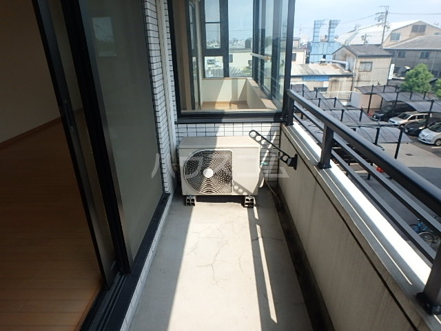 23/30 バルコニー