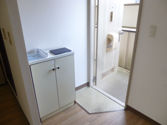 22/24 エントランス