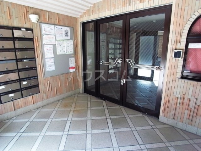 29/30 エントランス