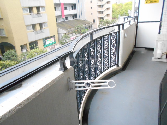 25/30 バルコニー