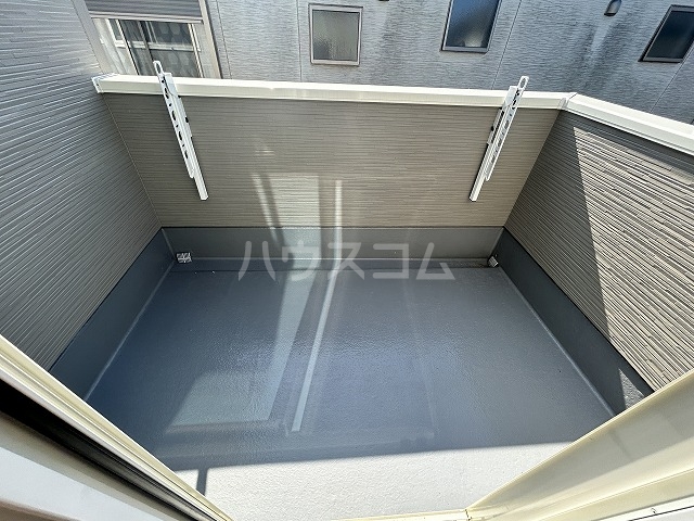 23/30 バルコニー