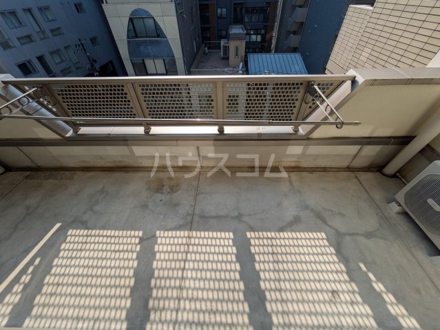 16/25 バルコニー