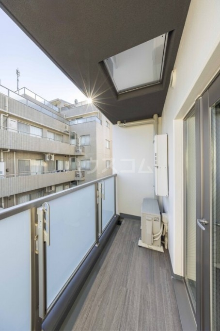 13/25 バルコニー