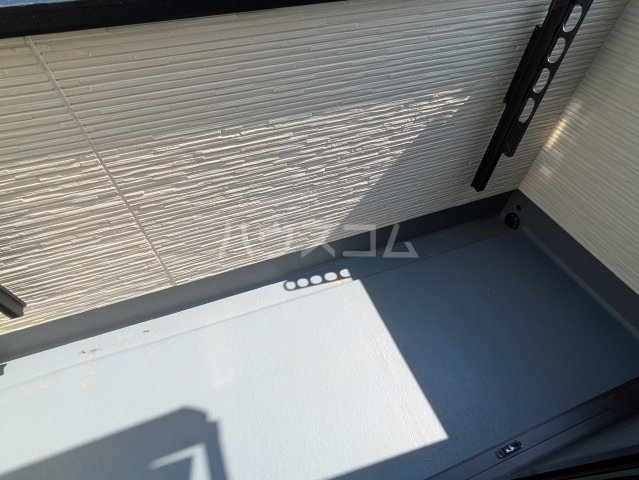 23/30 バルコニー