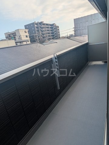 18/23 バルコニー