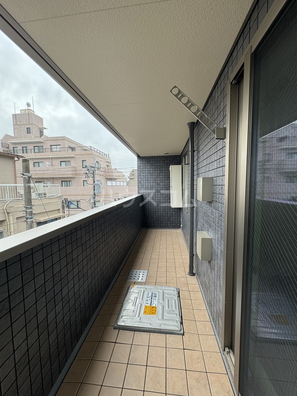 13/27 バルコニー