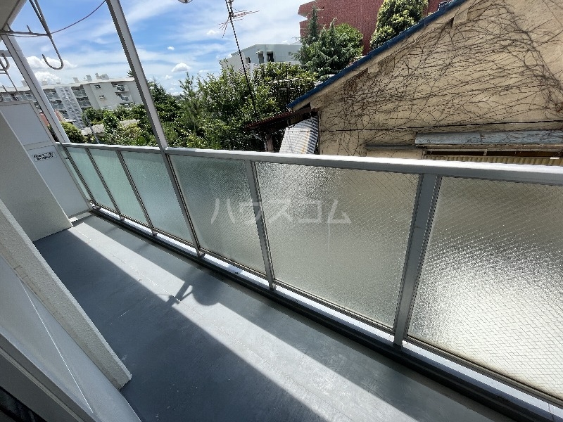 13/30 バルコニー