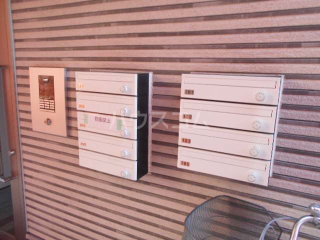 15/16 エントランス