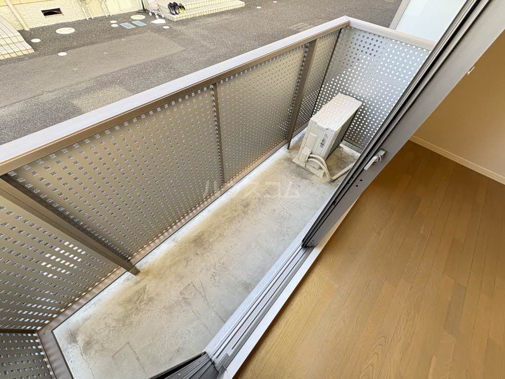 14/17 バルコニー