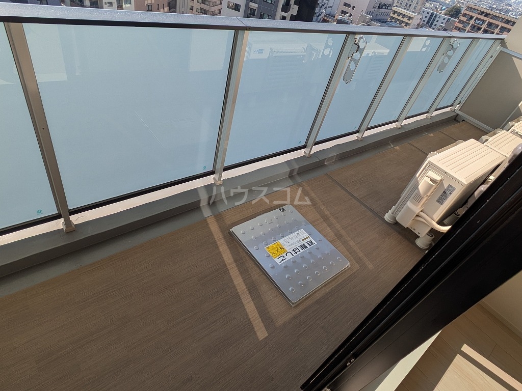 19/30 バルコニー