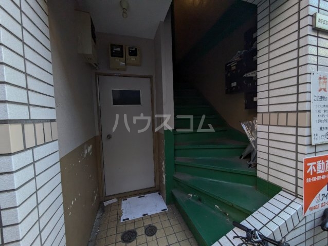 2/6 エントランス