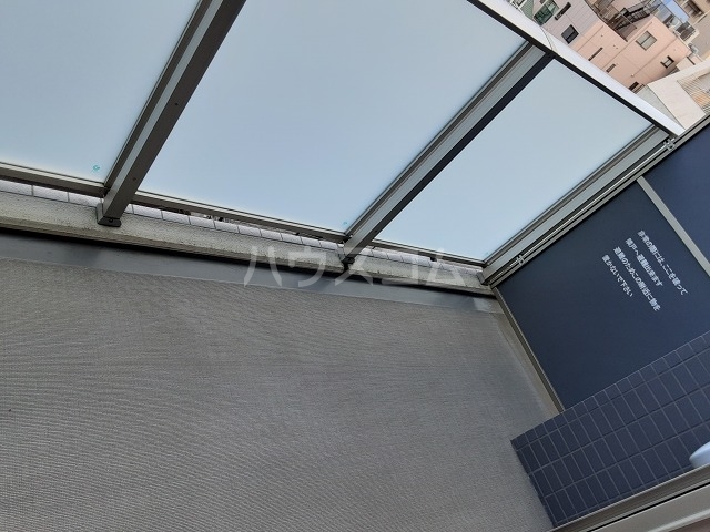 21/30 バルコニー