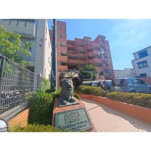 15/18 エントランス