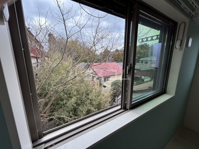 15/23 バルコニー